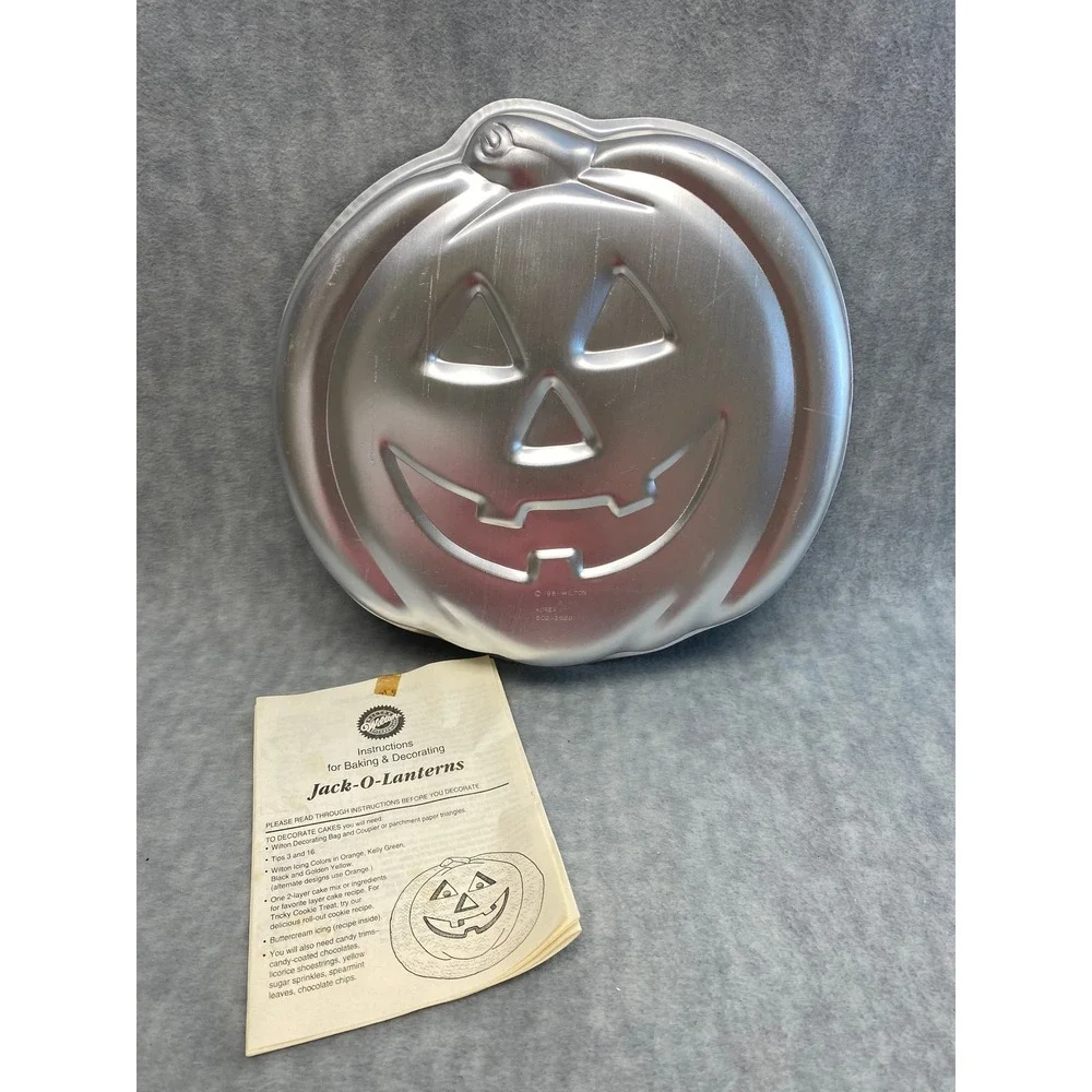 Vintage 1981 Wilton Jack O Lantern Pumpkin Shaped Cake Pan Baking‎ Halloween
